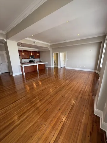 $3,380 | 210 Baronne Street, Unit 1804, New Orleans, LA 70112