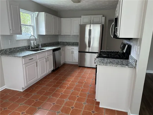 $2,150 | 3020 Arden Ridge Drive, Suwanee, GA 30024