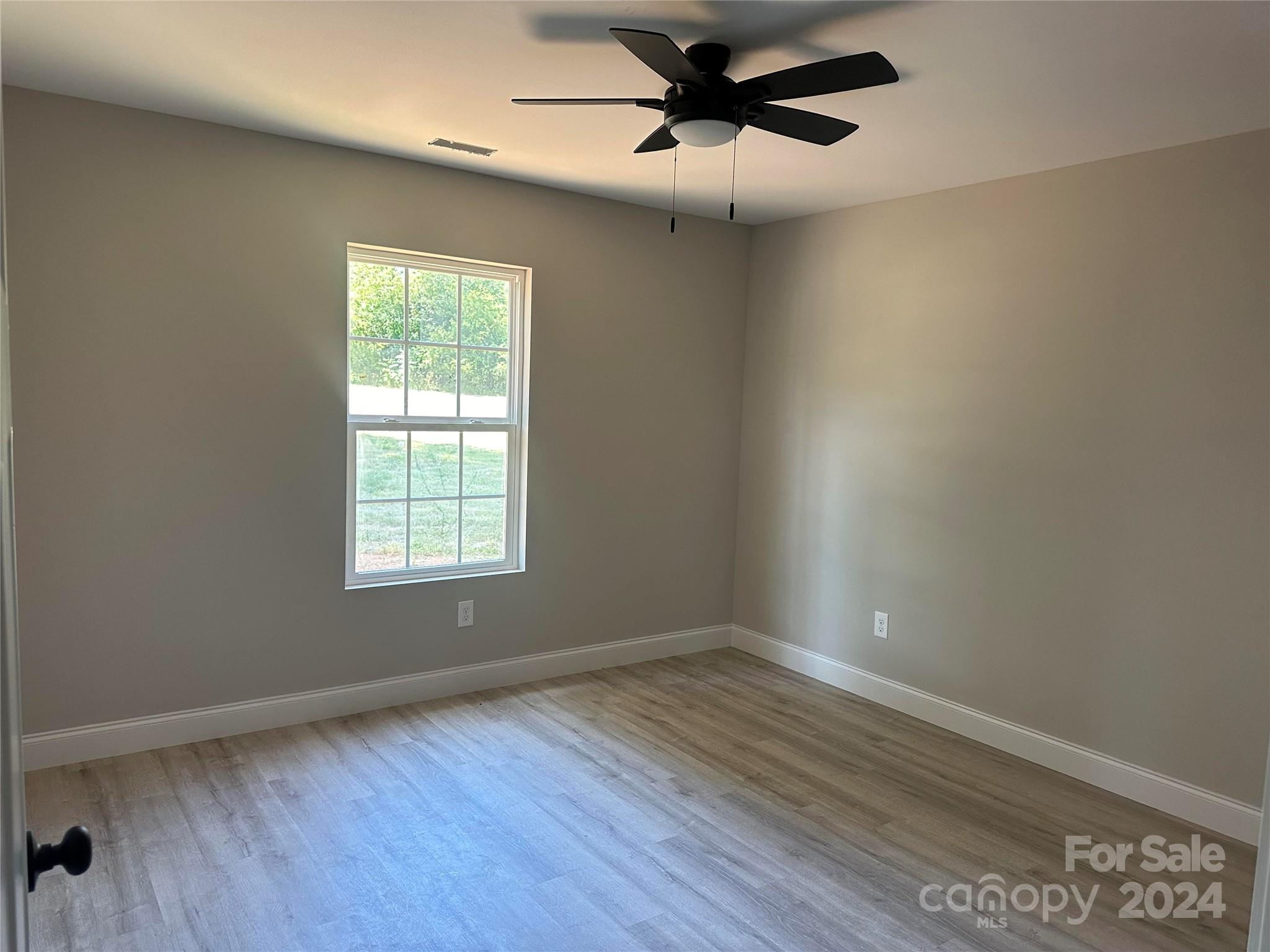 5856 Oakridge Road Clover, SC 29710 - Photo 14 of 26 Gallery Image 14