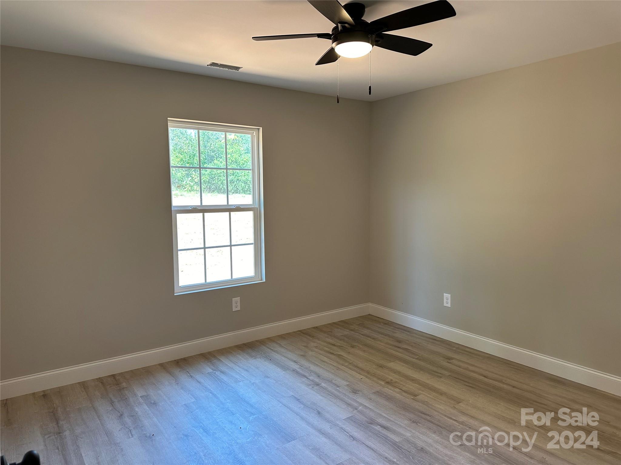 5856 Oakridge Road Clover, SC 29710 - Photo 19 of 26 Gallery Image 19