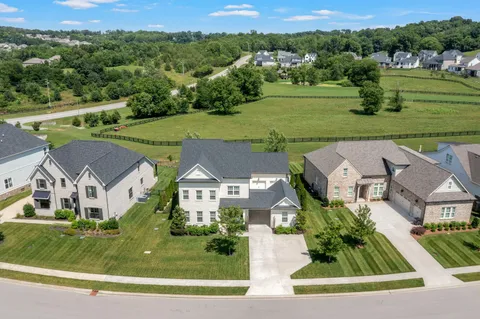 $1,399,999 | 7020 Vineyard Valley Drive, College Grove, TN 37046