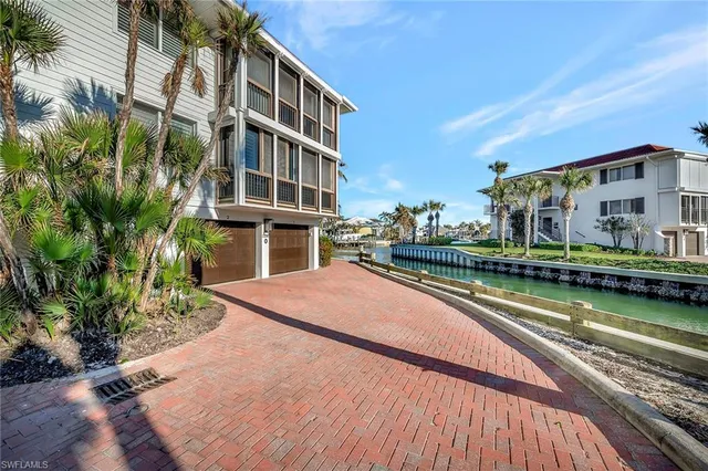 a view of a terrace with skyline