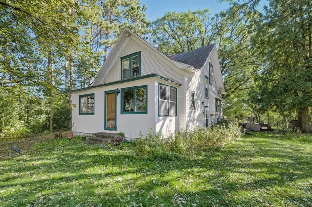 $325,000 | 25415 Grail Court, Wyoming, MN 55092