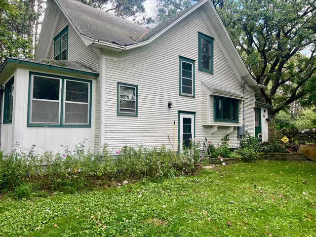 $325,000 | 25415 Grail Court, Wyoming, MN 55092