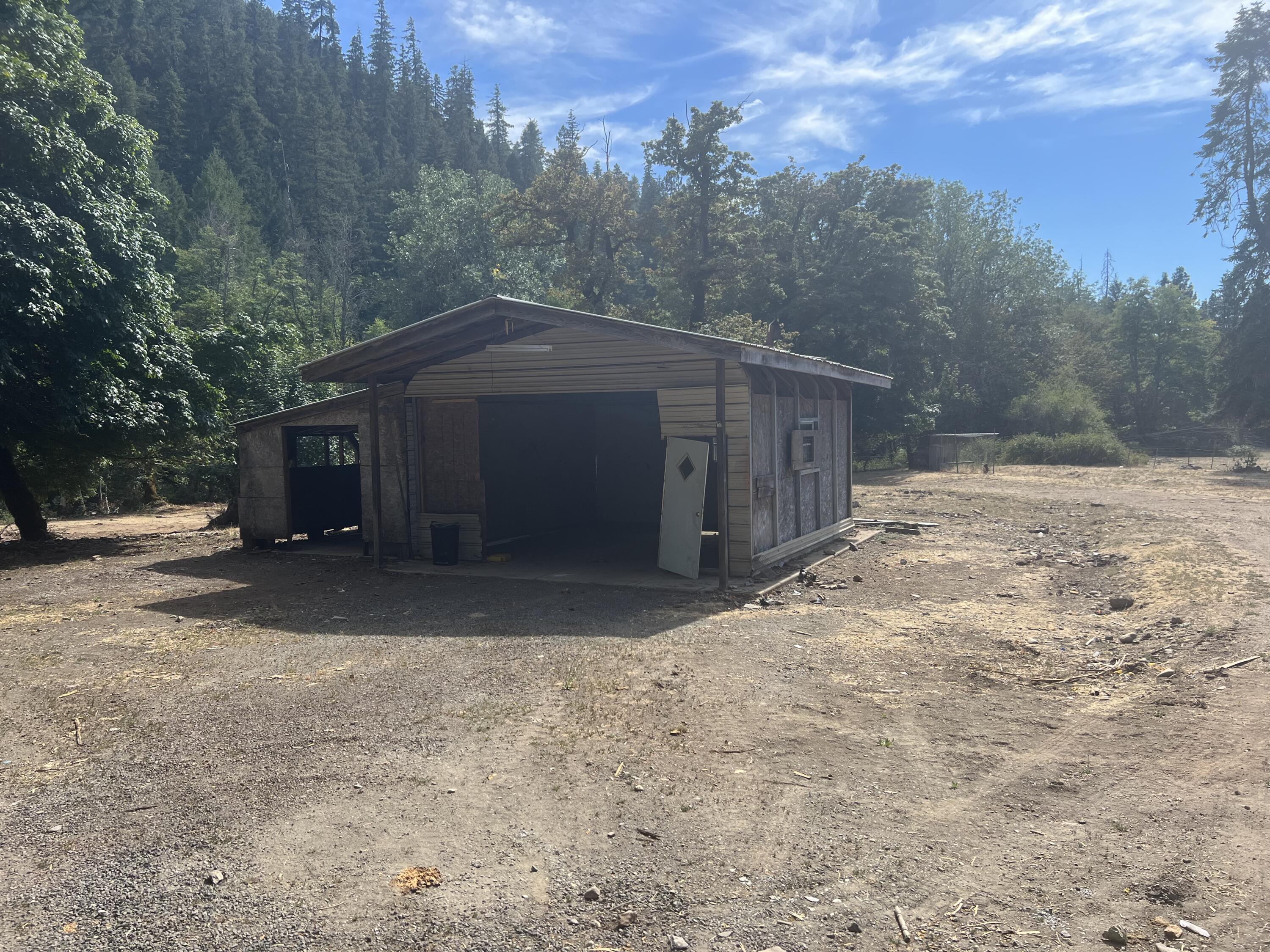 12000 Elk Creek Road Trail, OR 97541 - Photo 13 of 27 13