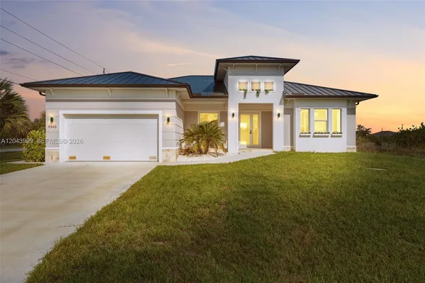 $2,800 | 9343 Key W Street, Port Charlotte, FL 33981