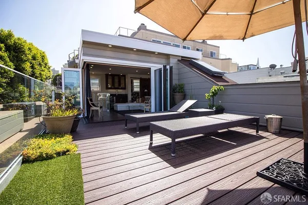 $12,500 | 1864 Stockton Street, San Francisco, CA 94133
