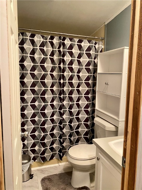 105 North Rhome Court Easley, SC 29642 - Photo 14 of 16 Guest Bath
