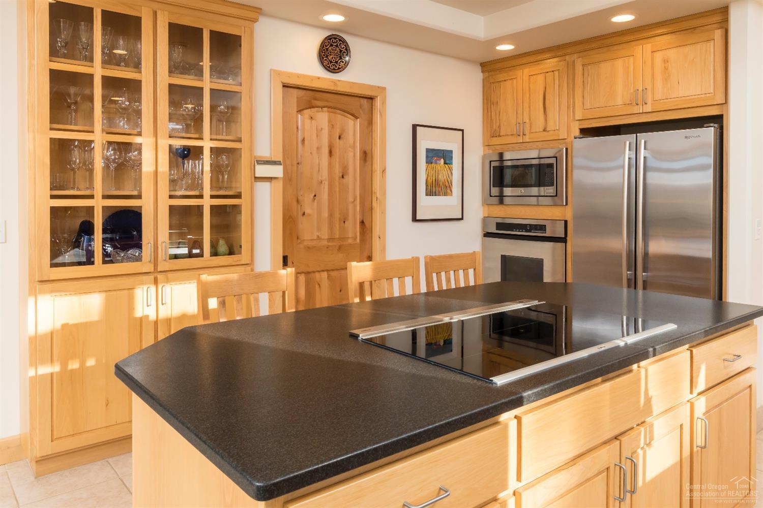 65535 Kentucky Road Bend, OR 97703 - Photo 6 of 21 Additional Photo