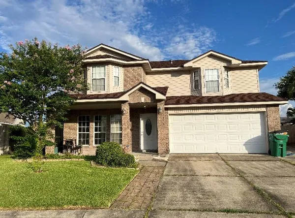 $2,800 | 750 Amy Lane, Gretna, LA 70056