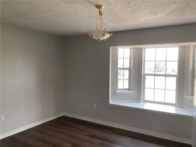 $2,700 | 750 Amy Lane, Gretna, LA 70056