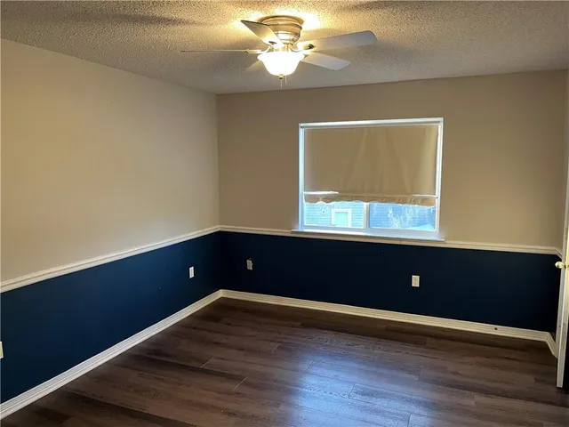 $2,700 | 750 Amy Lane, Gretna, LA 70056