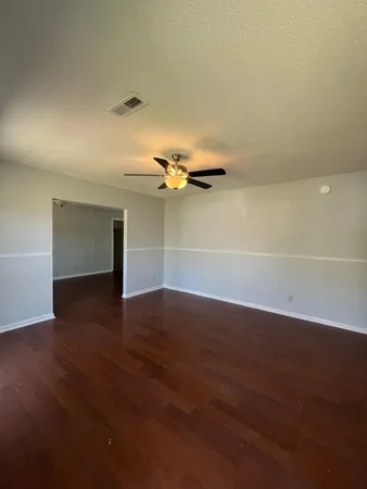 $1,750 | 102 Wessex Drive, Goose Creek, SC 29445