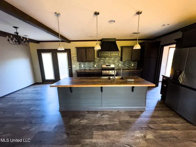 $350,000 | 76 CCC Road, Perkinston, MS 39573