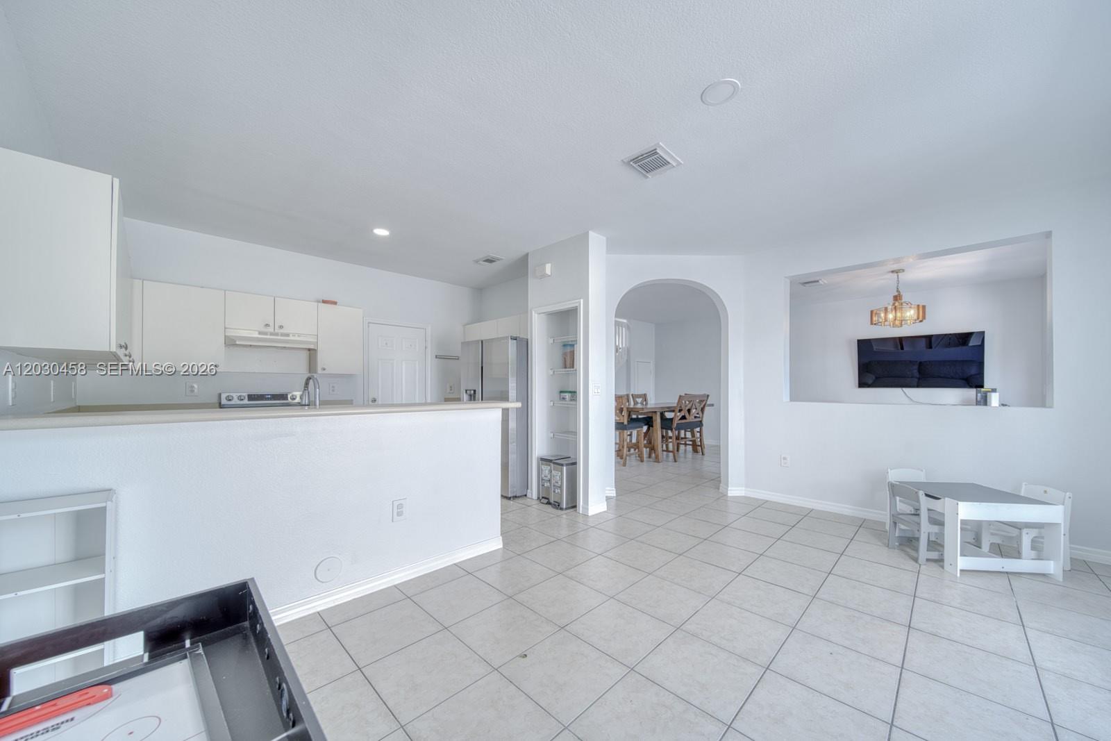 27240 Southwest 138th Path Homestead, FL 33032 - Photo 14 of 44