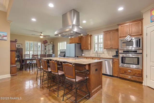 $350,000 | 512 Park Abbeville La, Abbeville, LA 70510