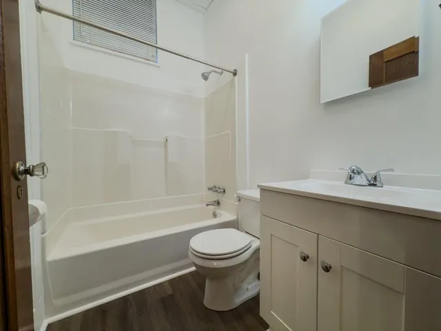 $1,350 | 2229 Napoleon Avenue, Unit B, New Orleans, LA 70115