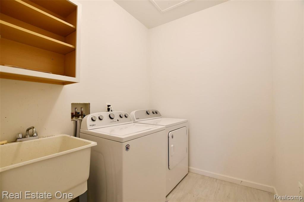 3202 Everett Drive Rochester Hills, MI 48307 - Photo 25 of 28