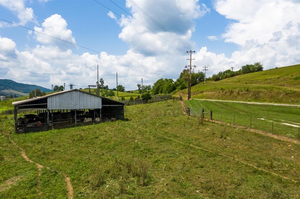 341 Mulberry Gap Road Sneedville, TN 37869 - Photo 45 of 46 Gallery Image 45