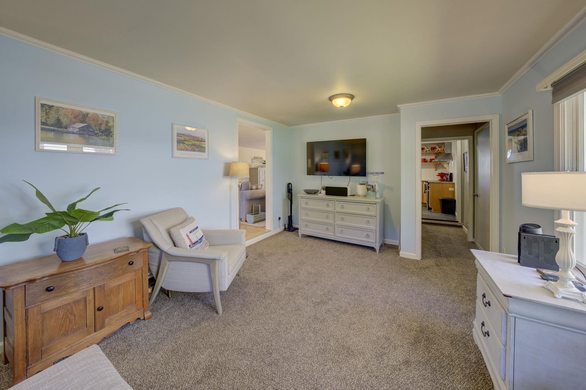 488 South Stony Point Road Suttons Bay, MI 49682 - Photo 17 of 41