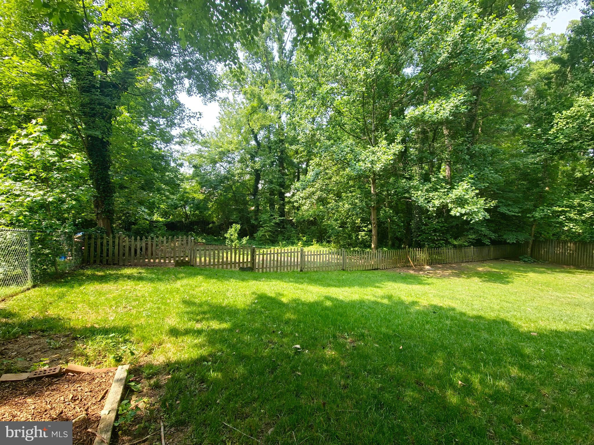 4021 Laurel Road Alexandria, VA 22309 - Photo 30 of 31 a view of swimming pool with a backyard