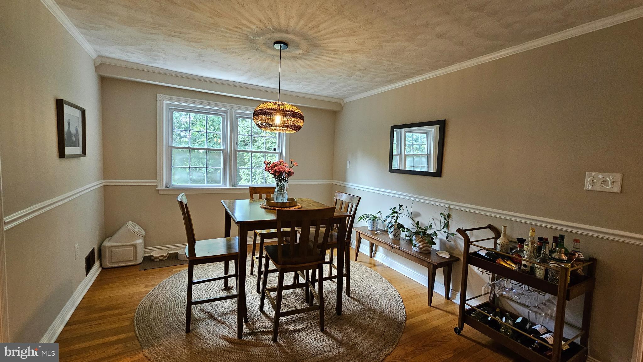 4021 Laurel Road Alexandria, VA 22309 - Photo 5 of 31 a view of a dining room with furniture window and outside view