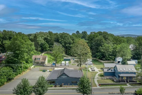 $1,600,000 | 3603-3611 Main Street, Stone Ridge, NY 12484