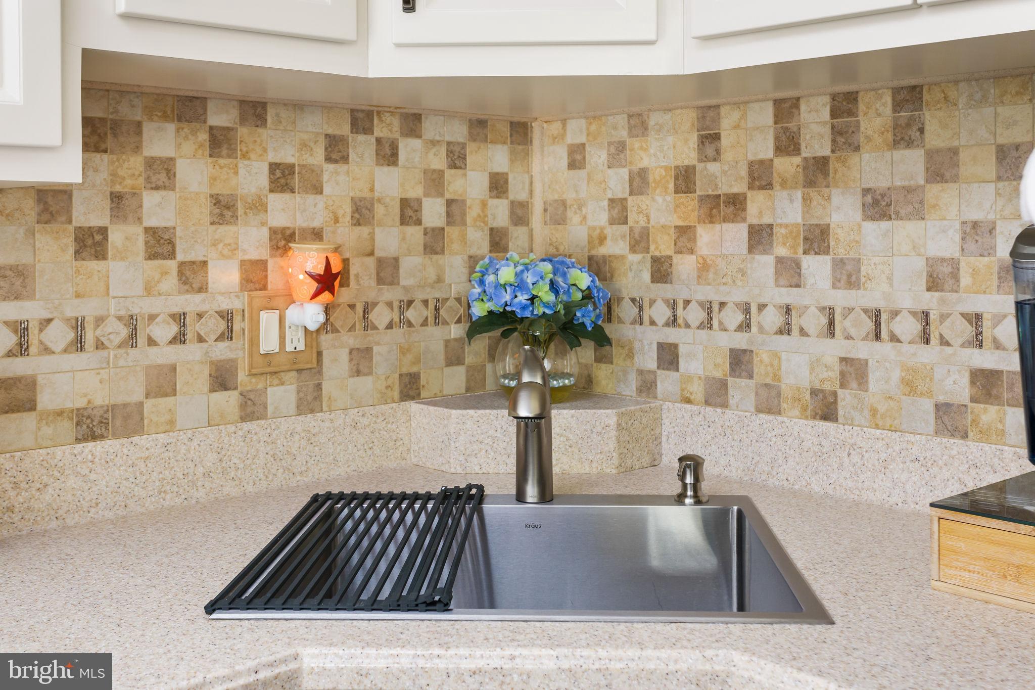 8 Kettlebrook Drive Mount Laurel, NJ 08054 - Photo 15 of 37 a bathroom with a sink and a bathtub