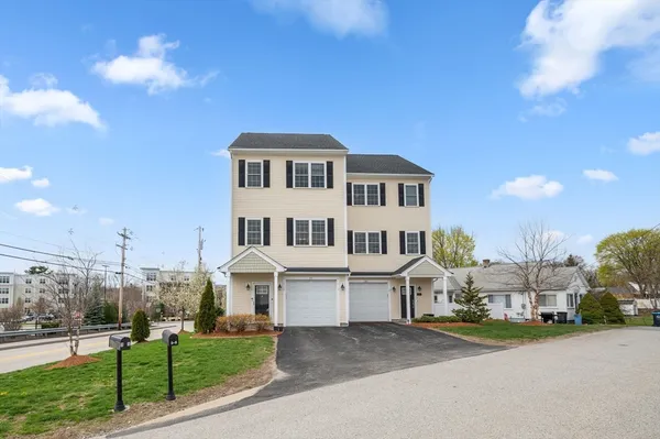 $3,400 | 1 Sadler Avenue, Unit 1, Shrewsbury, MA 01545