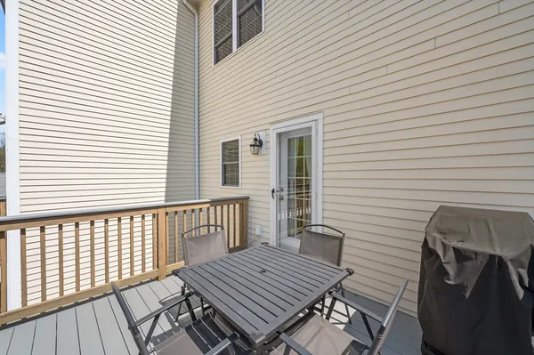 $3,400 | 1 Sadler Avenue, Unit 1, Shrewsbury, MA 01545