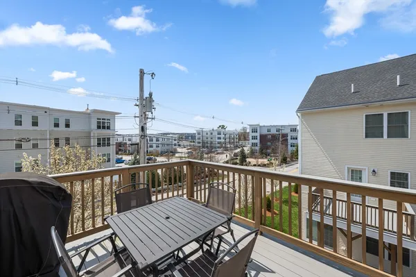 $3,400 | 1 Sadler Avenue, Unit 1, Shrewsbury, MA 01545