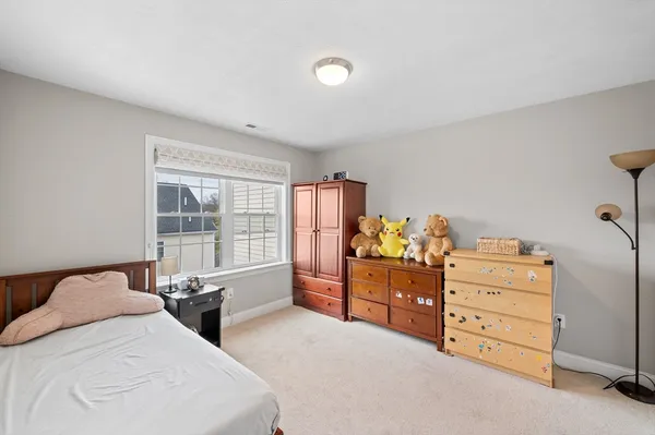 $3,400 | 1 Sadler Avenue, Unit 1, Shrewsbury, MA 01545