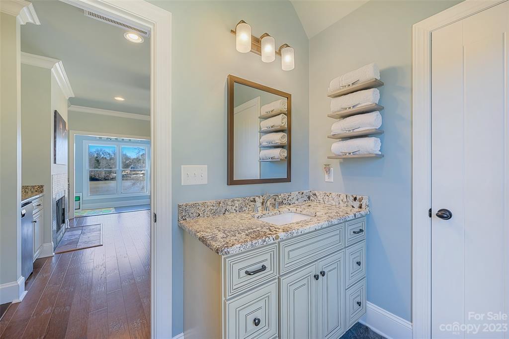 5665 Riverfront Road Lake Wylie, SC 29710 - Photo 37 of 47 Gallery Image 37