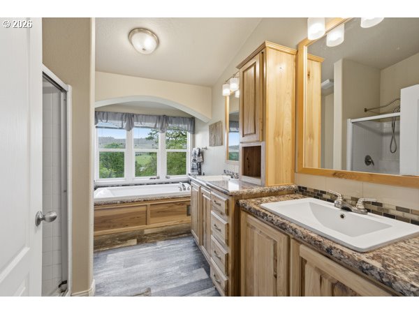 7910 Southeast Amity Road Amity, OR 97101 - Photo 21 of 31
