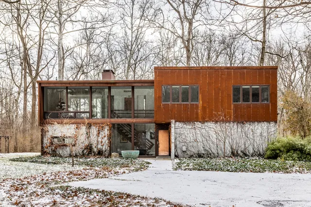 $899,000 | 5 West 79th Street, Indianapolis, IN 46260