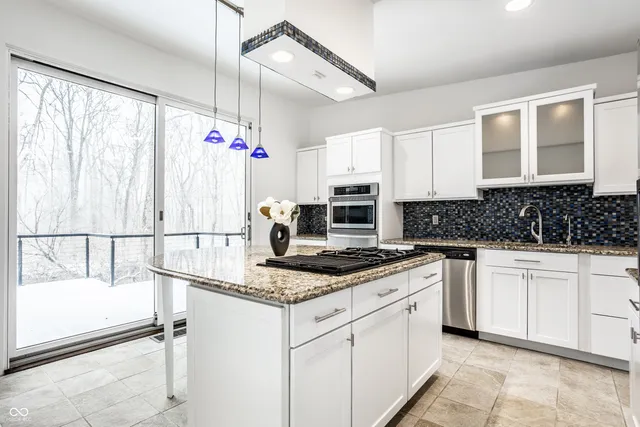 $899,000 | 5 West 79th Street, Indianapolis, IN 46260