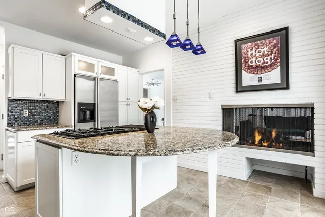 $899,000 | 5 West 79th Street, Indianapolis, IN 46260