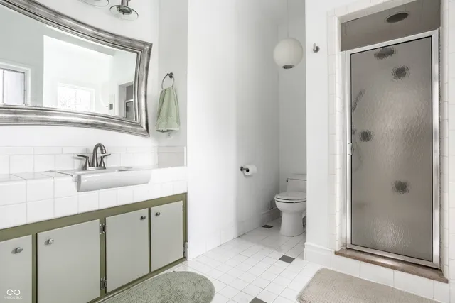 $899,000 | 5 West 79th Street, Indianapolis, IN 46260