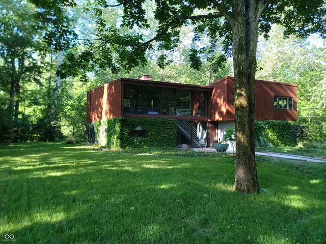 $899,000 | 5 West 79th Street, Indianapolis, IN 46260