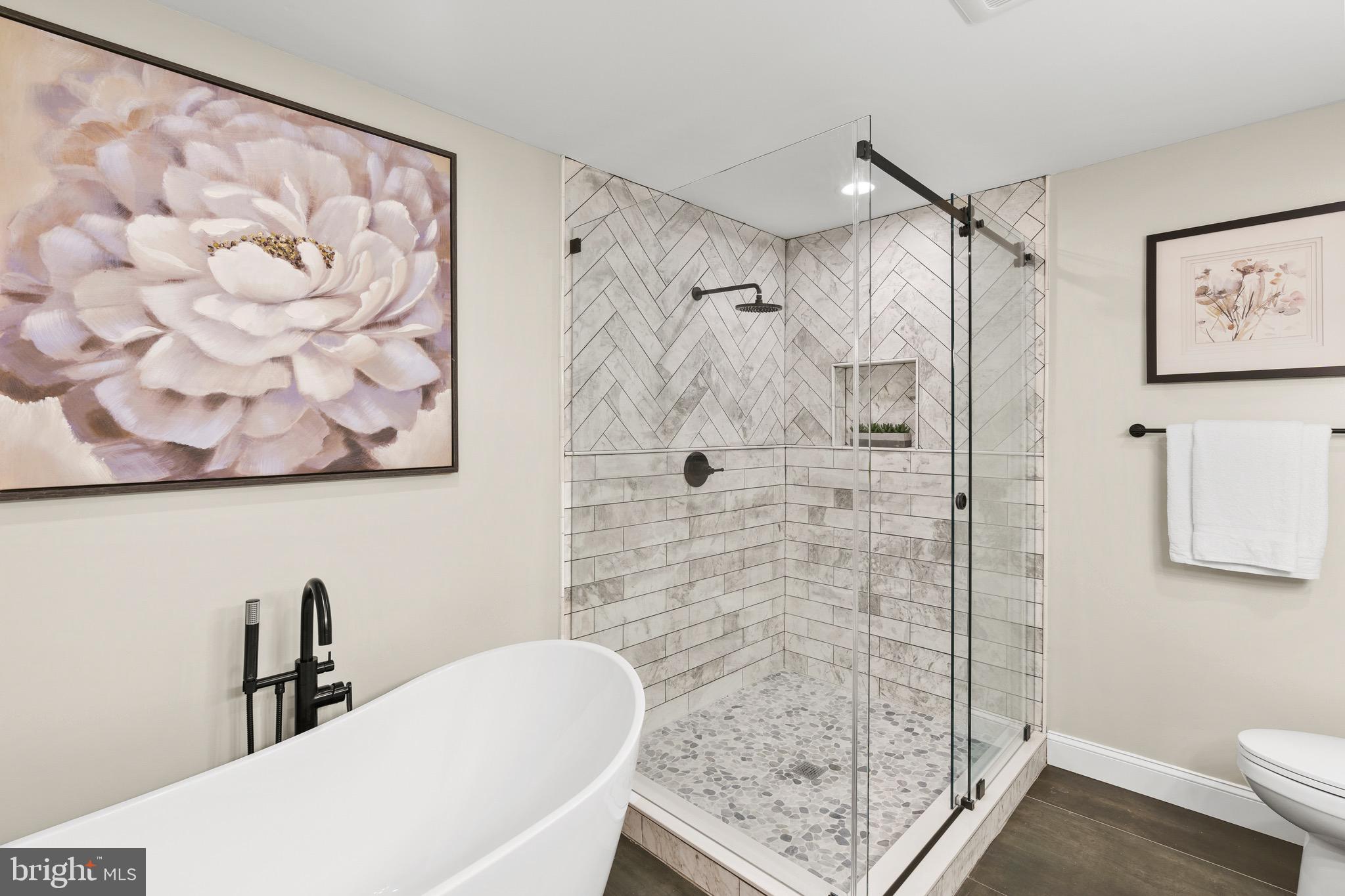 7277 Evans Mill Road McLean, VA 22101 - Photo 4 of 53 Gallery Image 4