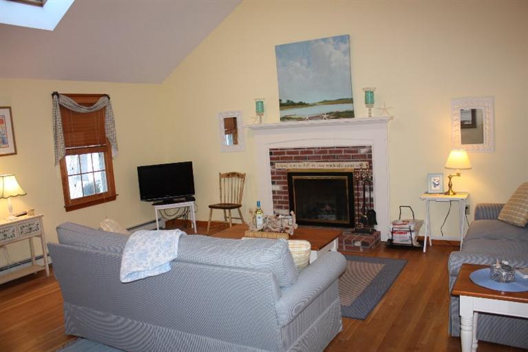 26 Hillside Road Harwich, MA 02645 - Photo 11 of 35 Additional Photo