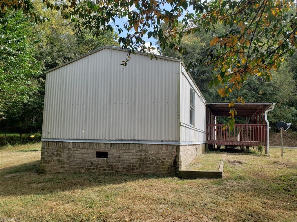 1275 Lower Lake Road Thomasville, NC 27360 - Photo 8 of 18 Gallery Image 8