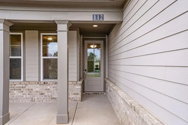a view of entryway