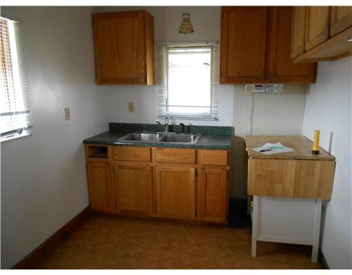 470 Irvin Avenue Rochester, PA 15074 - Photo 3 of 6 Kitchen.