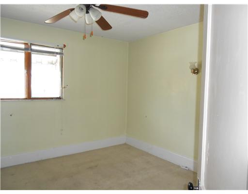 470 Irvin Avenue Rochester, PA 15074 - Photo 4 of 6 Bedroom.