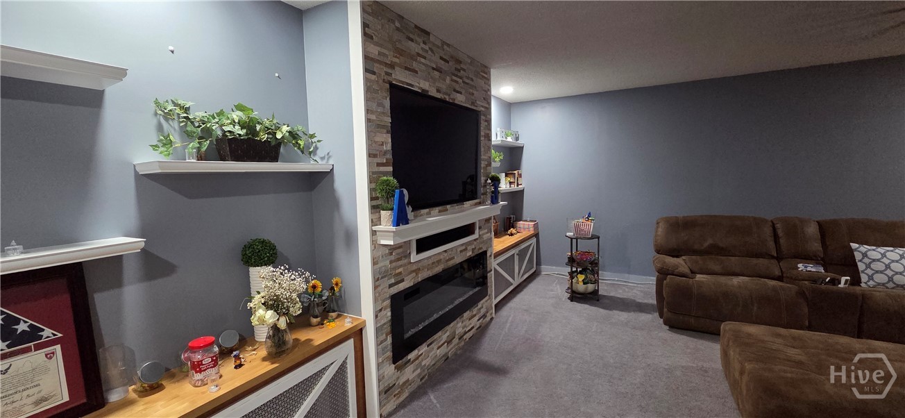 153 Salt Landing Circle Savannah, GA 31405 - Photo 7 of 39