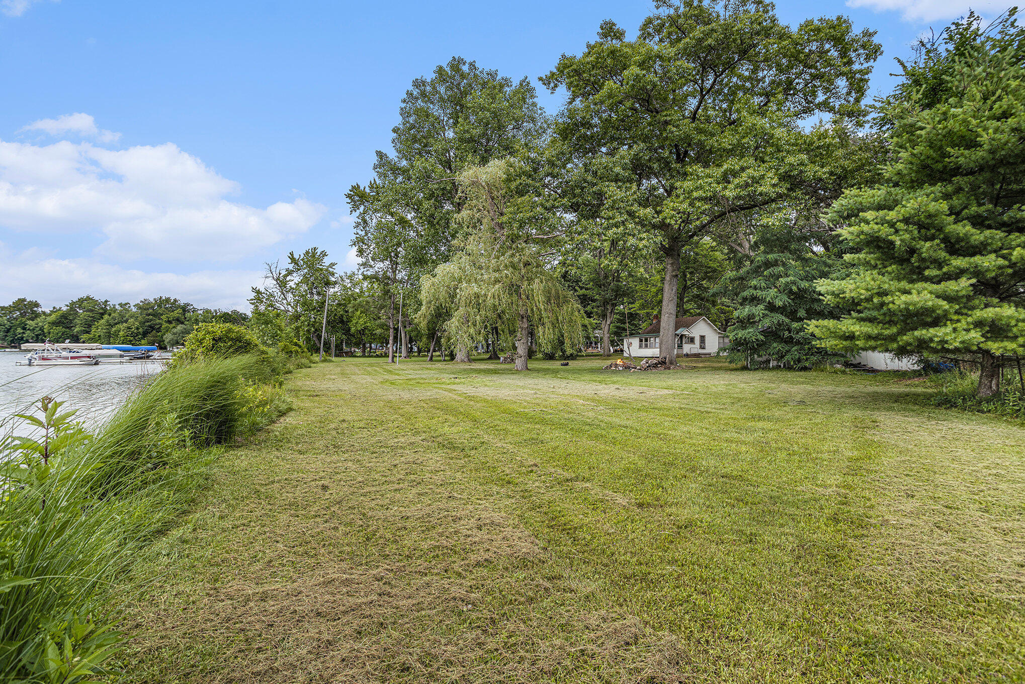 611 Stuart Lake Road Marshall, MI 49068 - Photo 5 of 17 005_dng-12