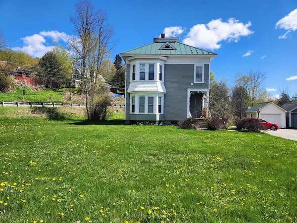 $350,000 | 19 Meadow Street, Williamstown, VT 05679