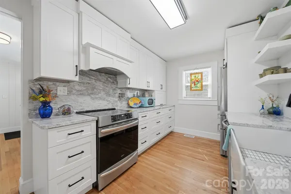 $349,000 | 203 8th Street Northeast, Conover, NC 28613