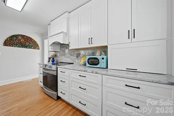 $349,000 | 203 8th Street Northeast, Conover, NC 28613